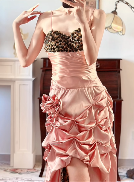 Dusty‑Pink‑Vintage Spaghetti‑Strap‑Sweetheart Black‑Gold‑Sequin‑Bodice Glossy‑Satin Ruched‑Gathered‑Skirt 3D‑Rose High‑Low‑Train Leopard‑Lining Evening Prom Gown gh8818