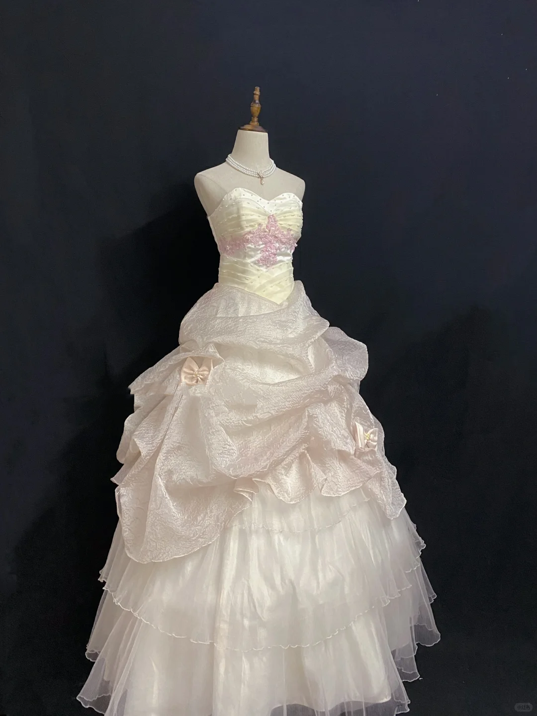 Light Apricot Strapless Long Elegant Romantic Wedding Dress, Cinched Waist, Voluminous Princess Skirt gh8317