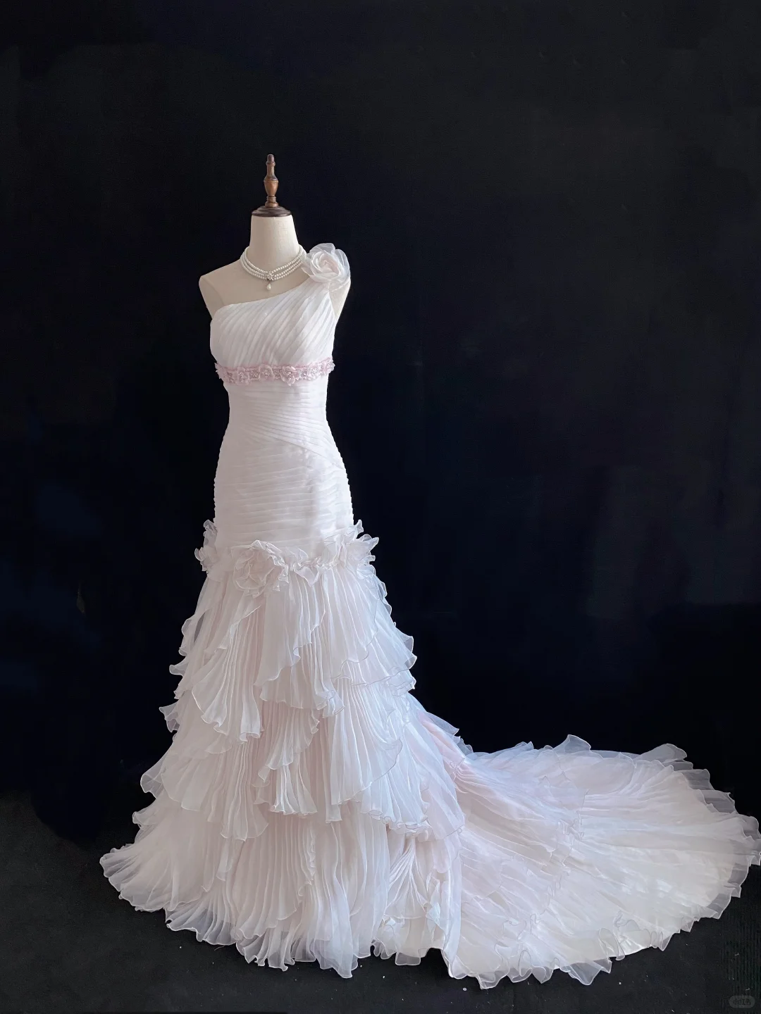 Blush Pink One-Shoulder Long Romantic Gown, Fitted Waist & Bodycon Slim Fit, Sexy Style, Wedding Dress & Bridal Gown gh8136
