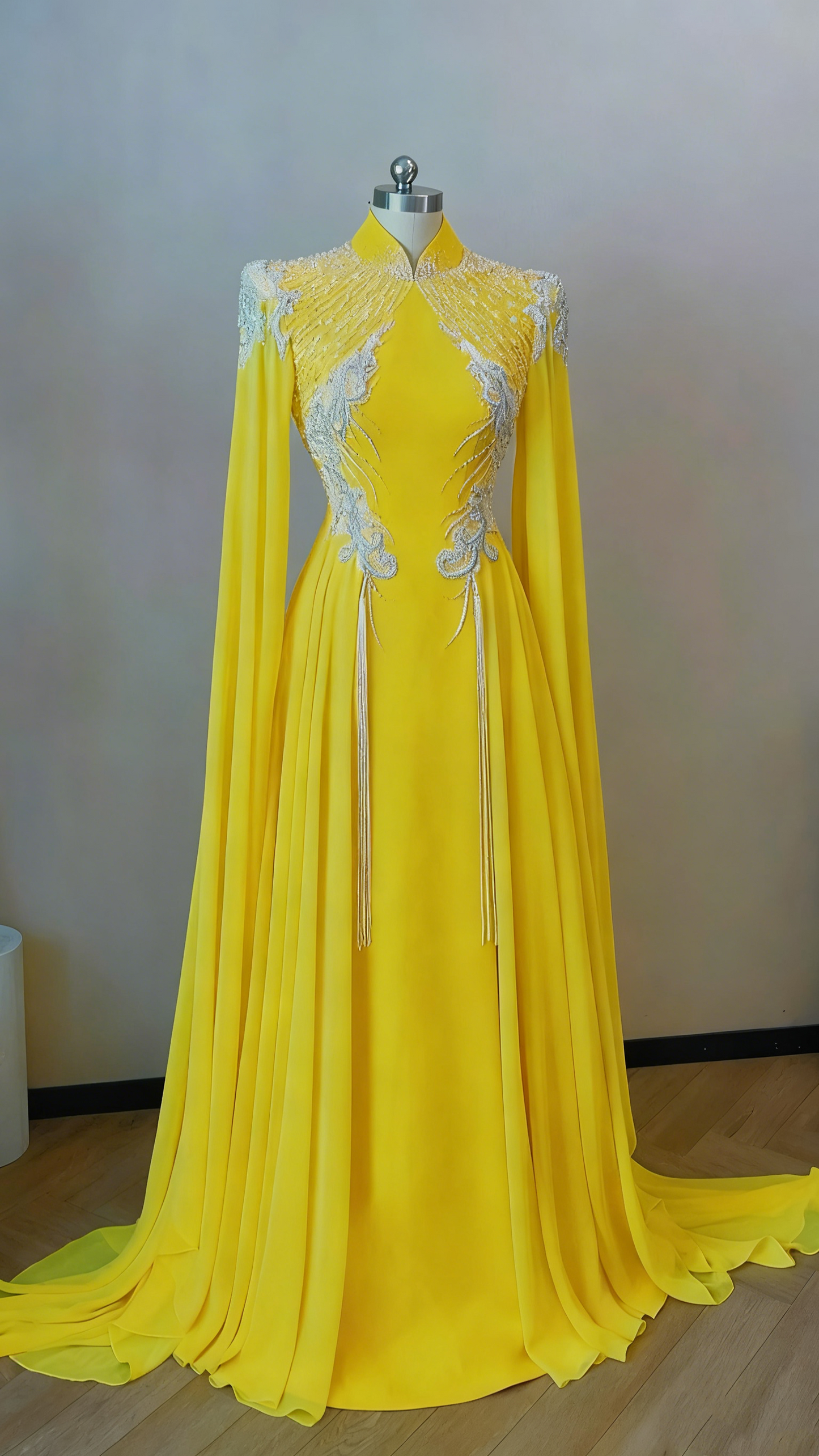 Hellgelbes, perlenbesetztes Satin-Abendkleid mit Stehkragen und langen Ärmeln, gh6392