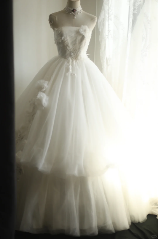 Strapless Ball Gown Wedding Dress, Sweetheart Neck Lace Embroidery 3D Floral Appliqué Two‑Layer Tulle Bridal Gown gh9123
