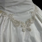 Short Sheer Sleeve White Satin Wedding Dress Heart Neck Gold Lace Embroidery Big Bow Princess Bridal Gown gh9556