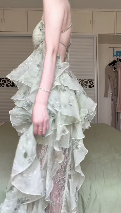 Sage Green Floral Print Spaghetti Strap Long Evening Gown, V‑Neck Bustier Bodice, Multi‑Layer Ruffled Cake Skirt, Sheer Lace High‑Slit Formal Dress gh8939