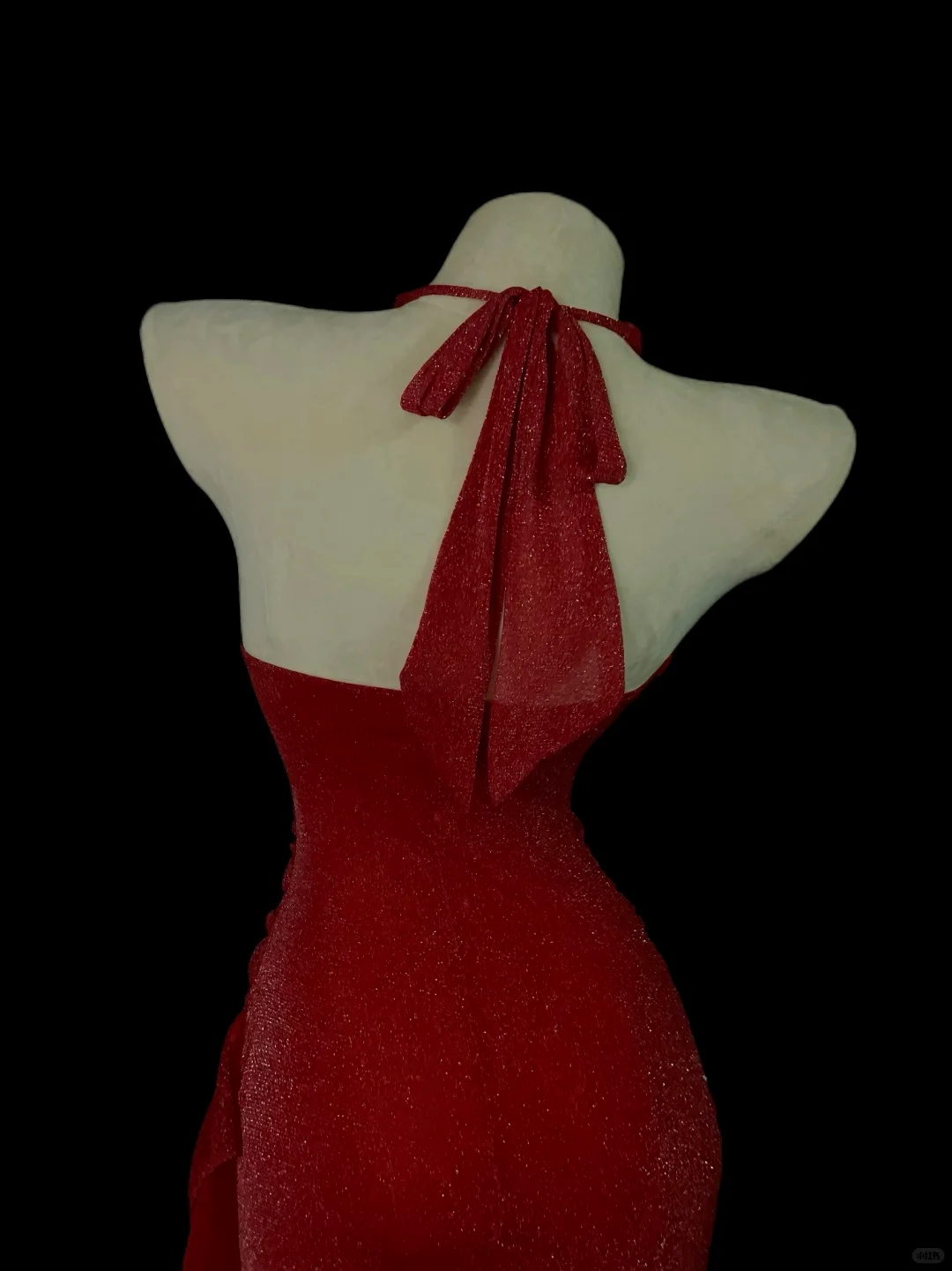 Wine‑Red Sparkly Mermaid Evening Gown, Halter Deep‑V Neck Backless Design, Ruched Waist Detail, Side Tiered Ruffle Trim, Fitted Mermaid Floor‑Length Skirt, Retro Formal Prom Photoshoot Party Dress gh8867