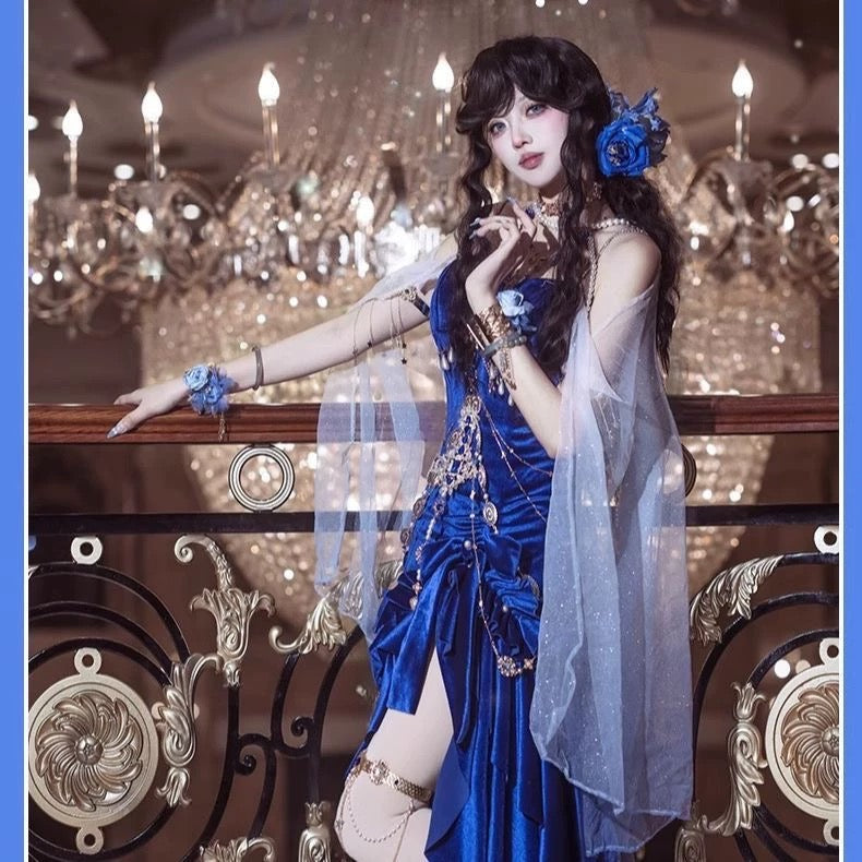 Robe de soirée élégante et délicate, bleu/bordeaux, bretelles spaghetti, longue, volantée, en velours, gh4169