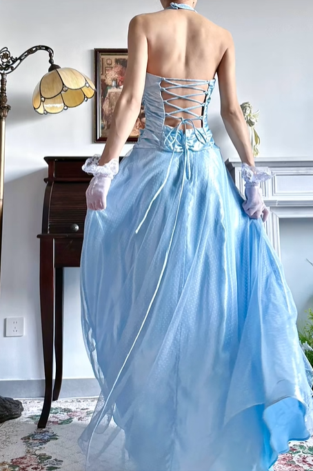 Light Ice‑Blue Vintage Halter A‑Line Evening Gown, V‑Neck Halter Neckline, Side Ruched Bodice, Waist 3D Floral Applique, Polka‑Dot Tulle Overlay Ruffled Skirt, Lustrous Satin Lining, Princess‑Style Formal Prom Dress gh8839