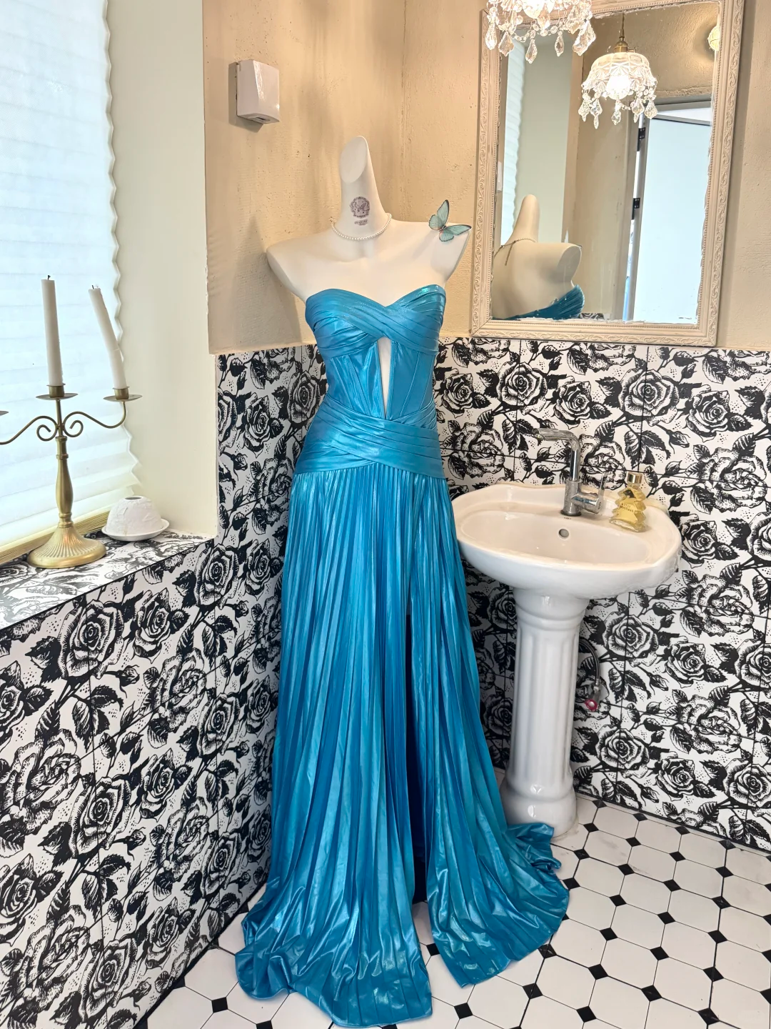 Sky Blue Strapless Waist-Cinched Fitted Long Vintage Elegant Romantic Dress, Wedding Gown gh7503