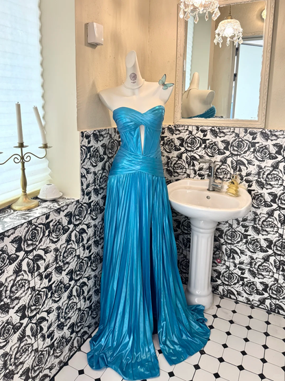 Sky Blue Strapless Waist-Cinched Fitted Long Vintage Elegant Romantic Dress, Wedding Gown gh7503