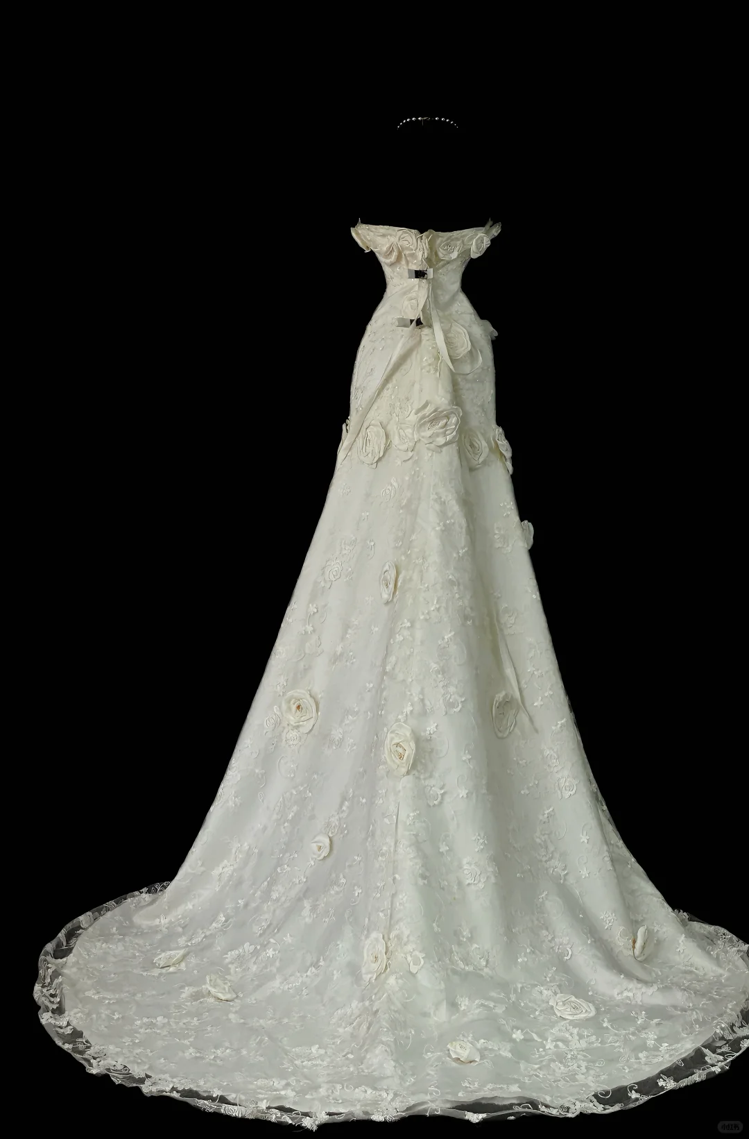 Ivory Vintage Mermaid Wedding Gown, Strapless 3D Rose Floral Appliqués, All‑Over Lace Embroidery, Fitted Waist, Lace Long Train With Scalloped Hem, Romantic Bridal Dress gh8882