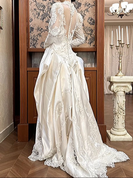 Ivory Vintage Satin Wedding Prom Dress, V‑Neck Lace Trim, Sheer Lace Long Sleeves, Floral Lace Appliqués, A‑Line Scalloped Lace Hem gh8676