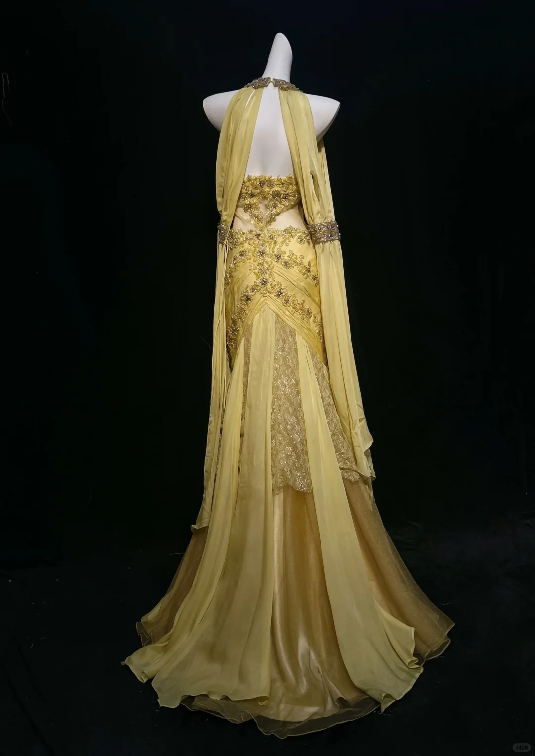 Halter Golden Yellow Prom Dress Sheer Bodice Rhinestone Floral Embroidery Tiered Chiffon Mermaid Formal Gown gh9554