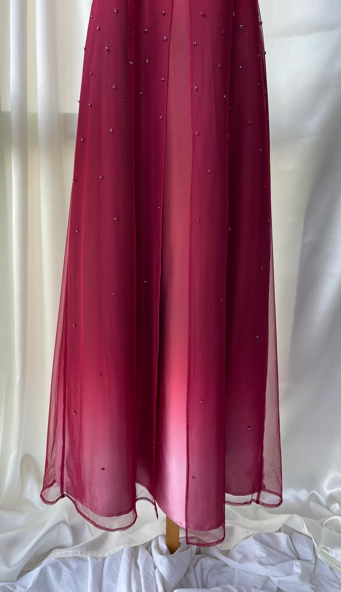 Girlhomeshops--Red exquisite floral beaded fashion long tulle prom dress graduation dress gh5521
