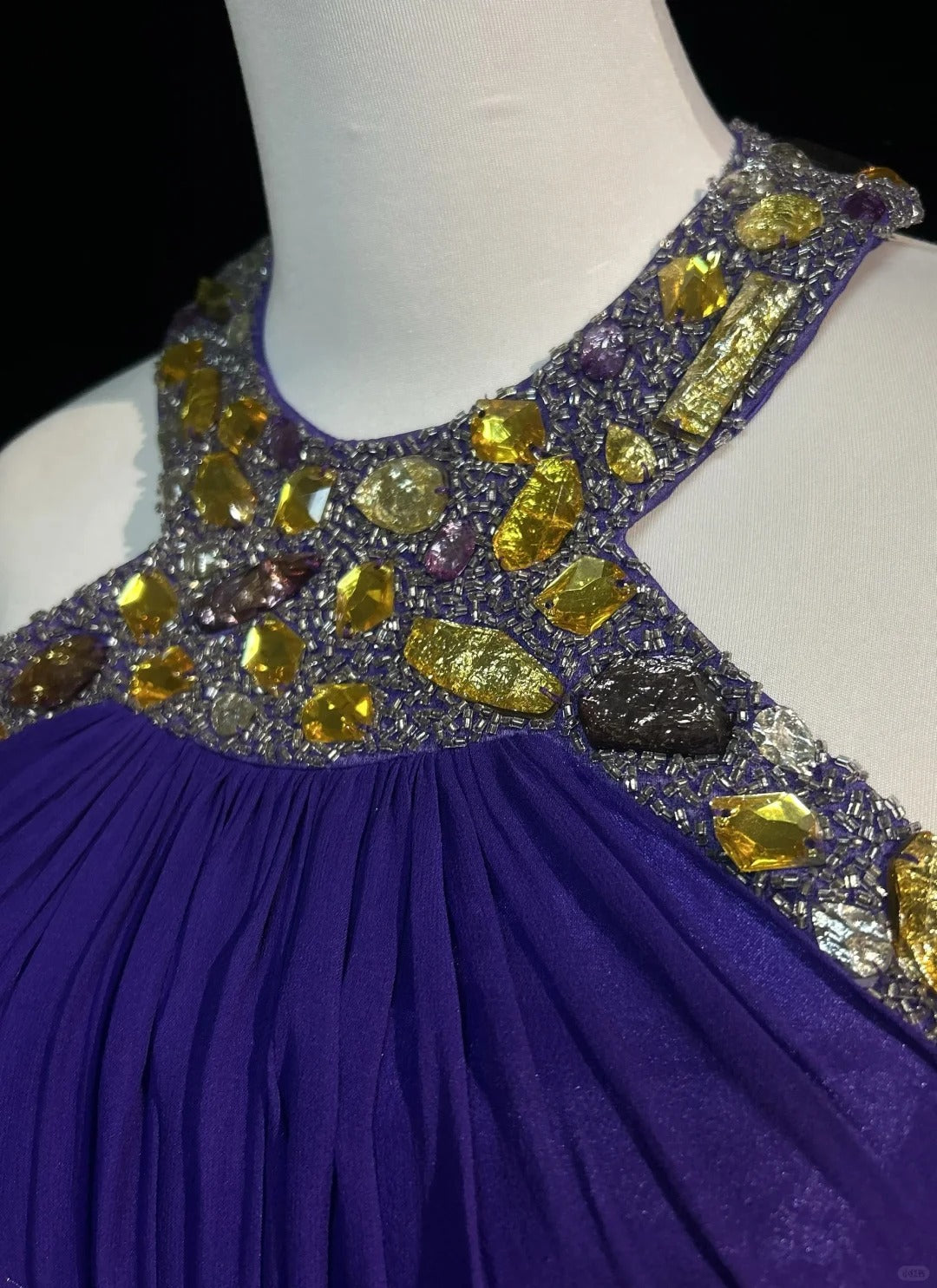 Lila Vintage-Mode Elegant Exquisite Edelstein Strass Perlen Lange Bodenlangen Tüll Ballkleid Abendkleid Partykleid Ballkleid gh3863