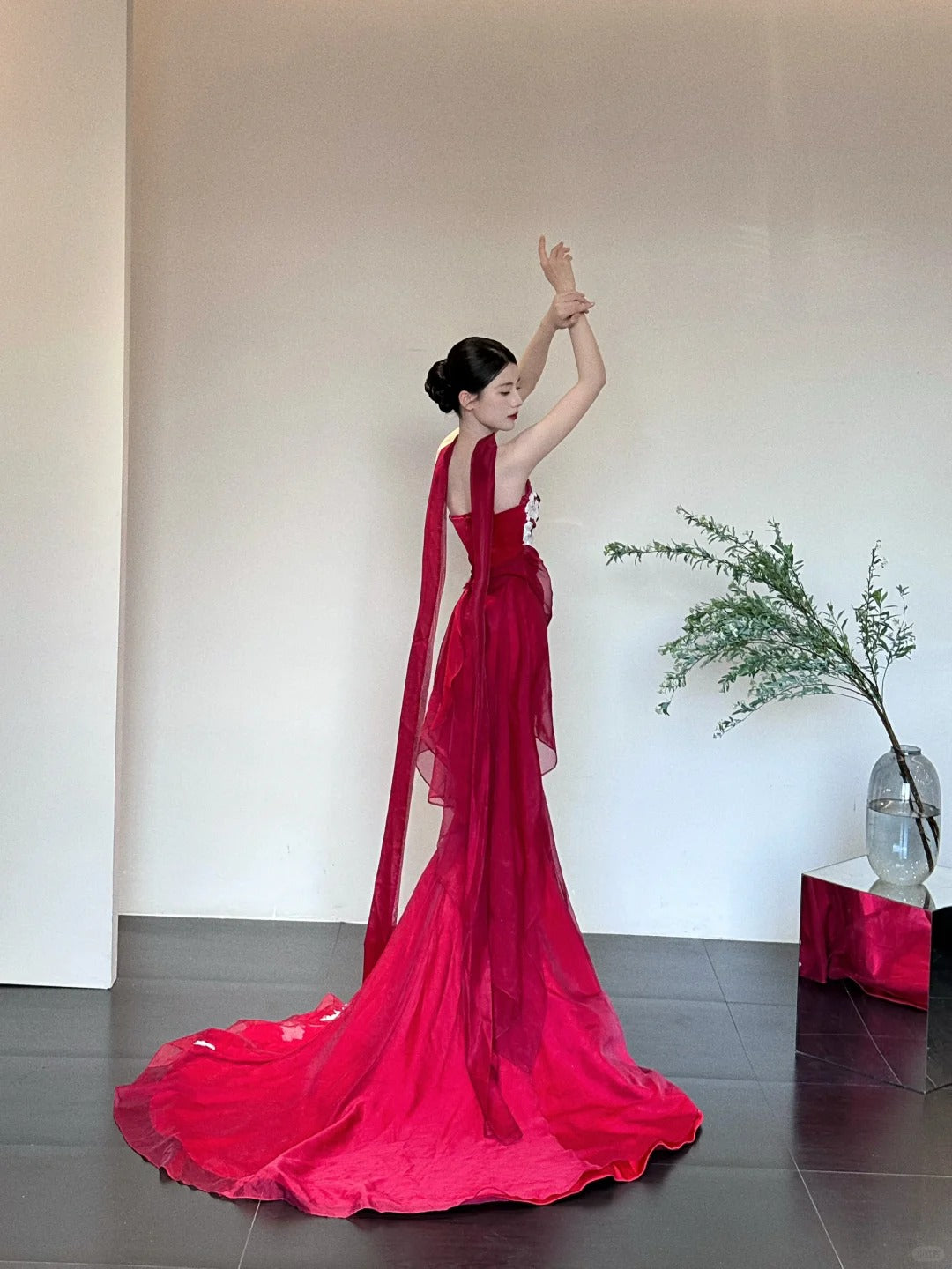 Rot Elegant Zarte Blumen Mode Elegante Lange Satin Tüll Meerjungfrau Slim Fit Bodenlangen Schleppendes Ballkleid Abendkleid Ballkleid gh3733