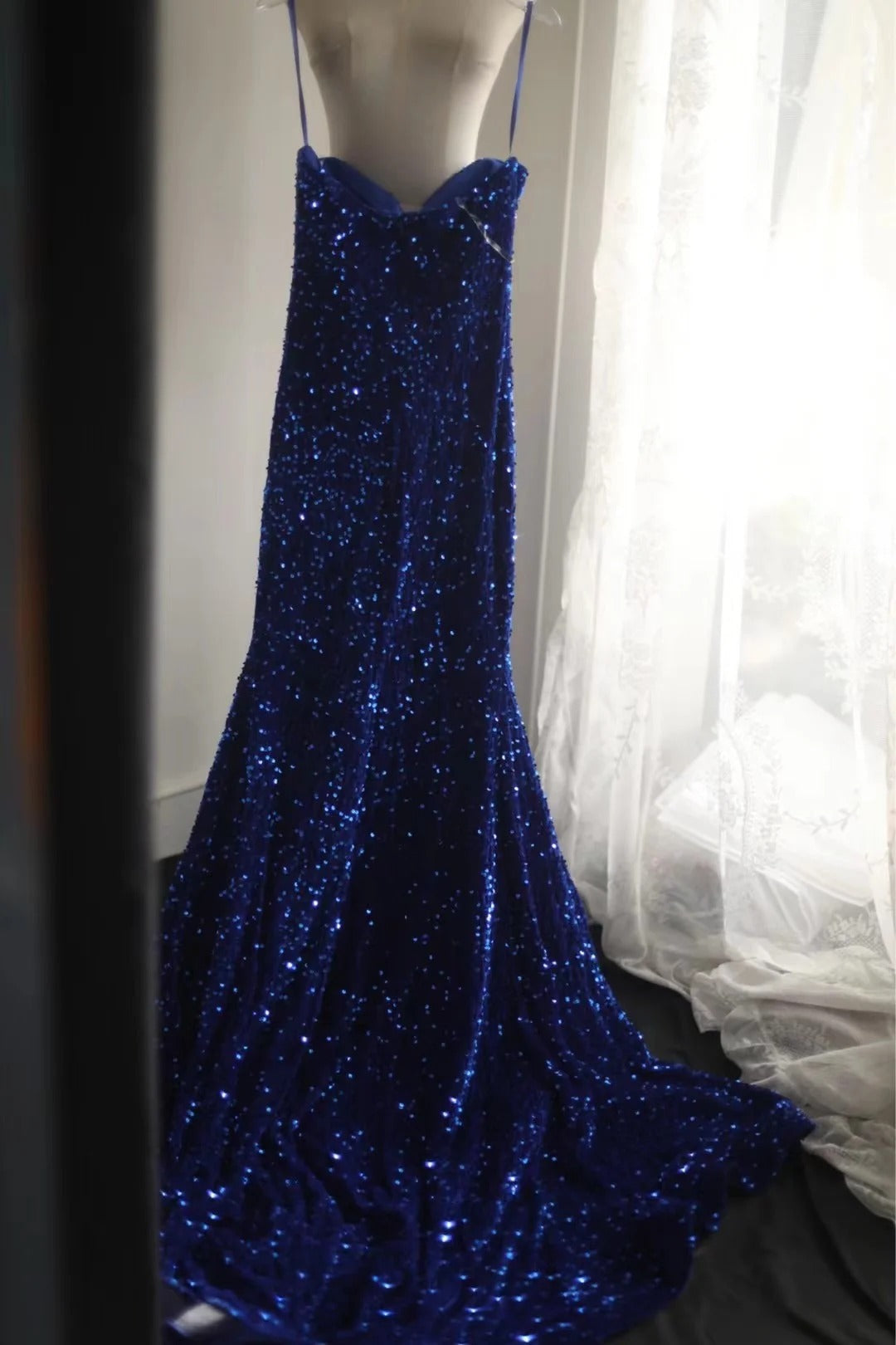 Königsblaues Fischschwanz-Abendkleid aus Samt mit Pailletten und Perlen, seitlicher Schlitz, plissiert, für Hochzeiten, Zeremonien, Geburtstagsfeiern, gh4326