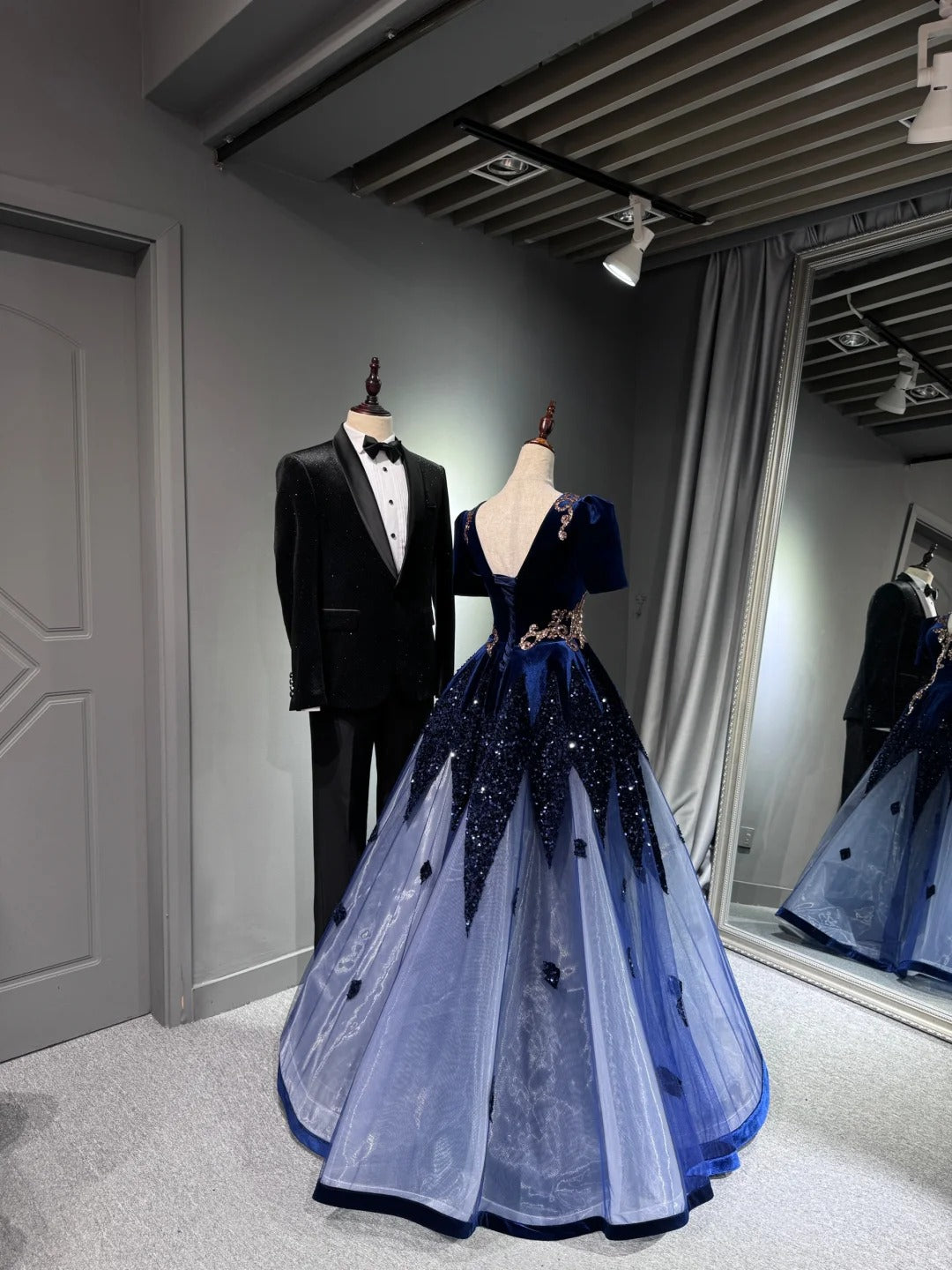 Girlhomeshops -Blue shiny long sequined tulle ball gown evening dress graduation dress gh5110