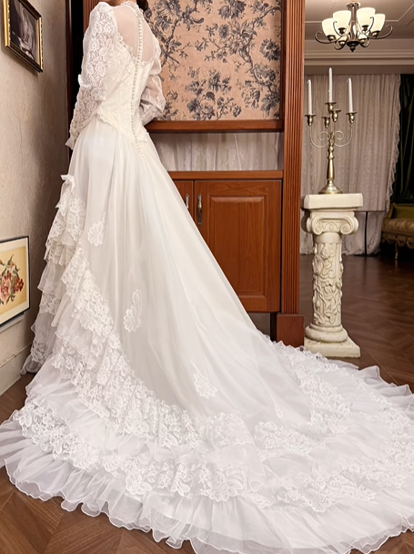 Ivory Vintage Lace Tulle Wedding Gown, High Neck Sheer Lace Over Sweetheart Neck, Long Lace Sleeves With Flared Cuffs, Multi‑Tiered Ruffle Lace Cake Skirt, Prom Dress gh8636
