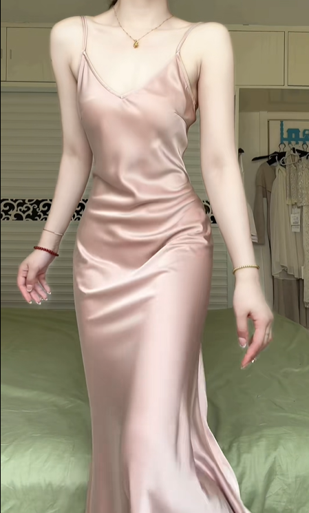 Blush Pink Satin V‑Neck Spaghetti Strap Long Evening Gown, Mermaid Skirt With Side Slit Formal Prom Dress gh9006