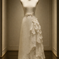 ✨Girlhomeshops-Ivory Sleeveless Qipao Bridal Dress with Asymmetric Lace Ruffle & 3D Flower gh10517