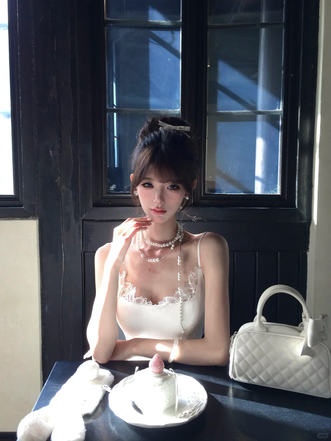 Women Elegant White Spaghetti Strap Homecoming Dress Lace Neck Boned Corset Bubble Puff Short Party Dress gh9432