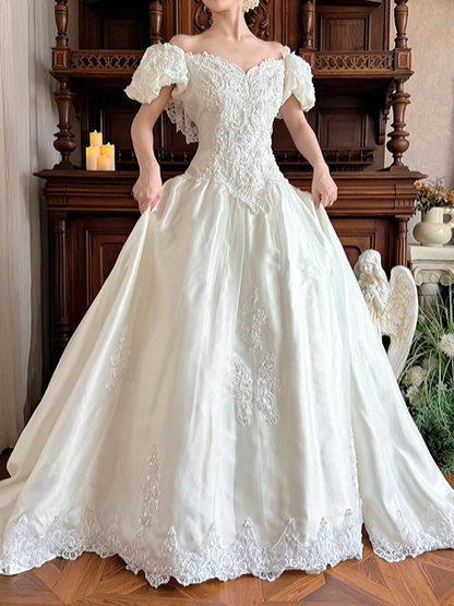 Off‑White Vintage Empire Waist V‑Neck Lace Appliqué Sheer Chiffon Puff Long Sleeve Ruffle Lace Hem Long Prom Gown, Wedding Dress gh8624