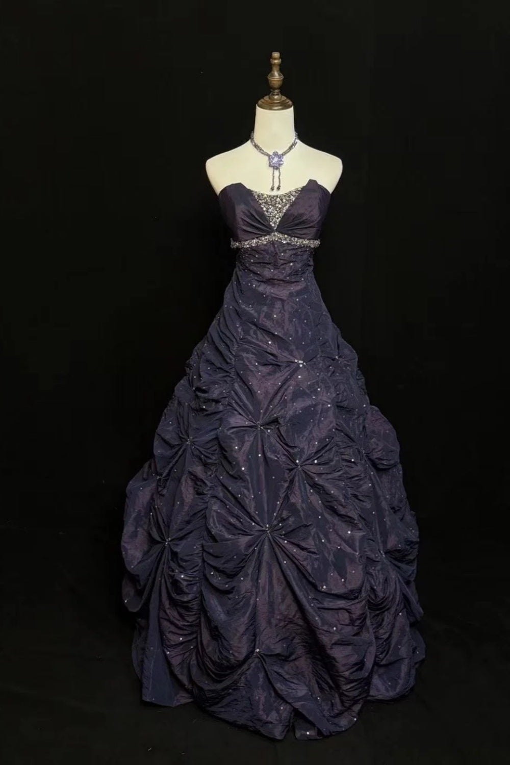 girlhomeshops - Robe de bal longue en satin « Nuit étoilée violette » gh6294
