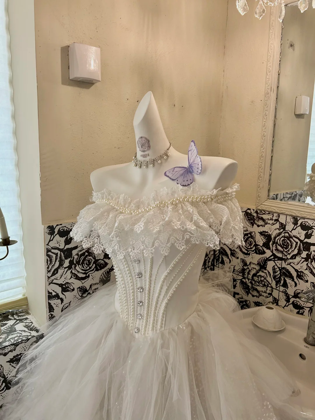 Ivory Off-the-Shoulder Cinched Waist Figure-Flattering Voluminous Short Romantic Dress, Wedding Gown gh7800