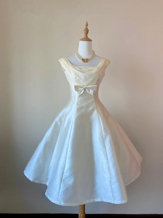 White Vintage Strap Fitted Waist Flared Evening Gown gh7139