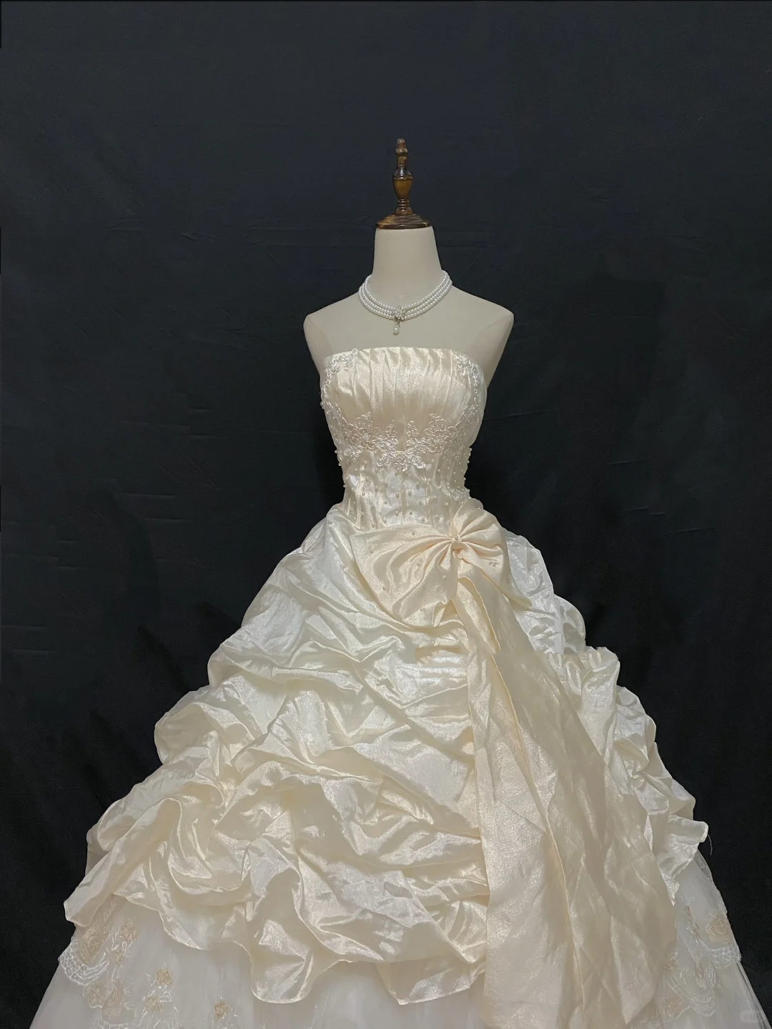 Light apricot strapless romantic gown with cinched waist and voluminous princess skirt, wedding dress & bridal gown gh8223