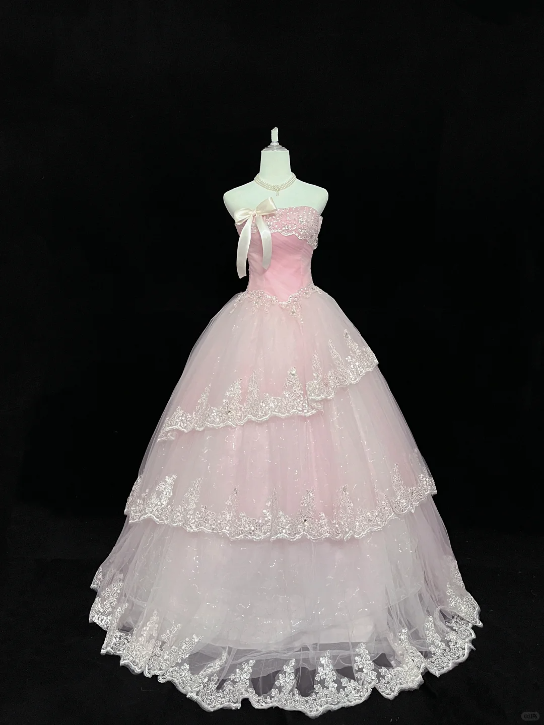Blush Pink Gradient Strapless Cinched Waist Voluminous Skirt with Lace Trim Romantic Dress, Wedding Gown gh8054