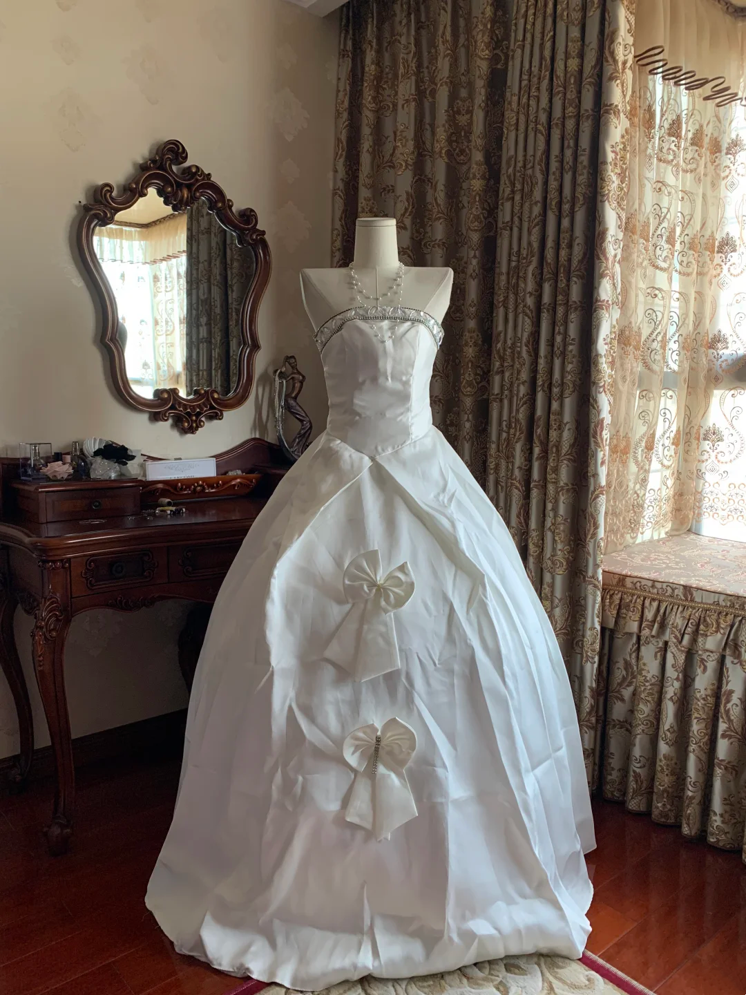 White Strapless Waist-Cinched Voluminous Skirt Prom Gown, Birthday Dress, Graduation Gown gh7239