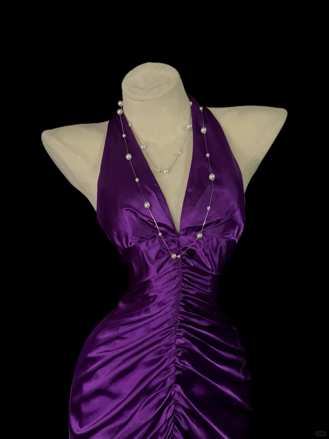 Violet Satin Mermaid Evening Gown, Halter Deep‑V Neck Backless, Front Vertical Ruched Waist, Fitted Silhouette, Draped Satin Floor‑Length Mermaid Skirt, Retro Elegant Prom Photoshoot Party Dress gh8868