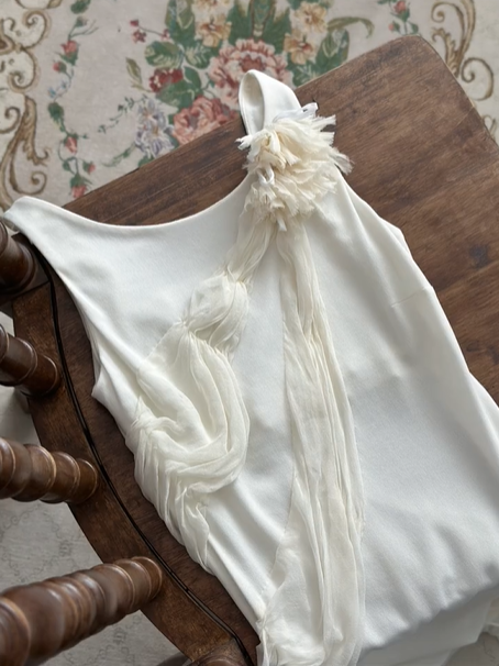 Off‑White Vintage Halter Sleeveless 3D‑Flower Diagonal‑Draped‑Sash Asymmetrical‑Train Mermaid Evening Prom Gown gh8802