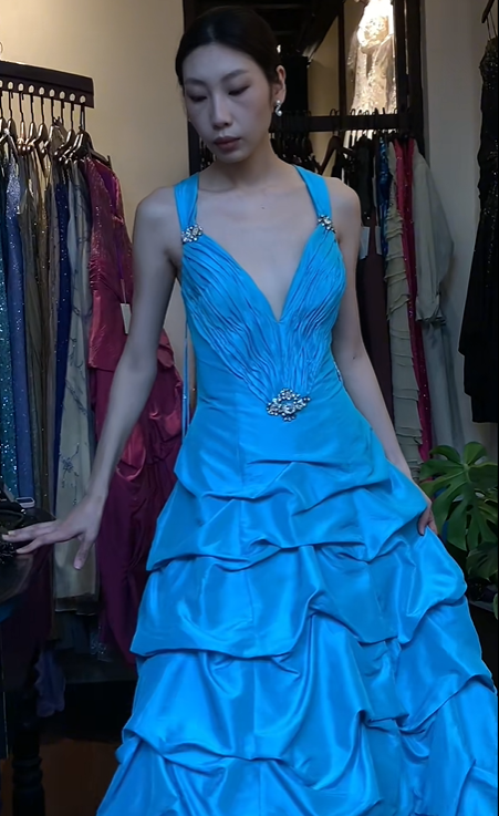 Turquoise Halter Deep V Long Formal Gown Rhinestone Tiered Ruffle Satin Ball Gown gh9657