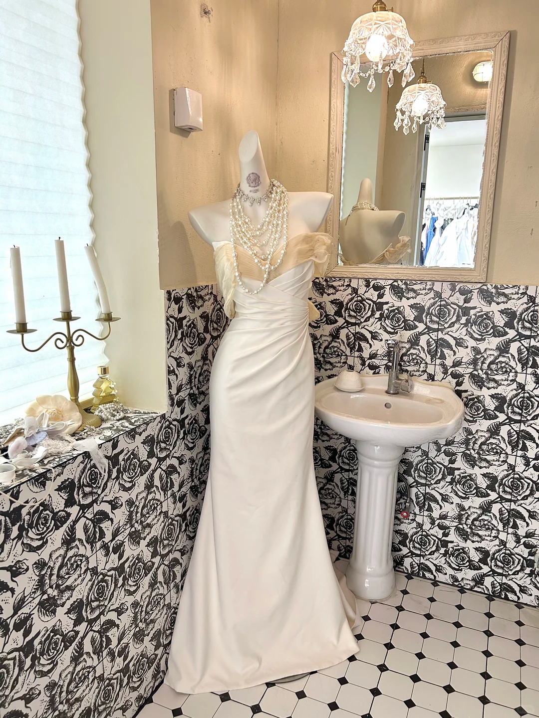 White Strapless Waist-Cinched Slim Hip-Hugging Sexy Long Romantic Dress, Wedding Gown gh7700
