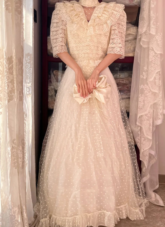 Cream High Neck Crochet Lace Polka Dot Tulle Vintage Maxi Wedding Dress gh9319