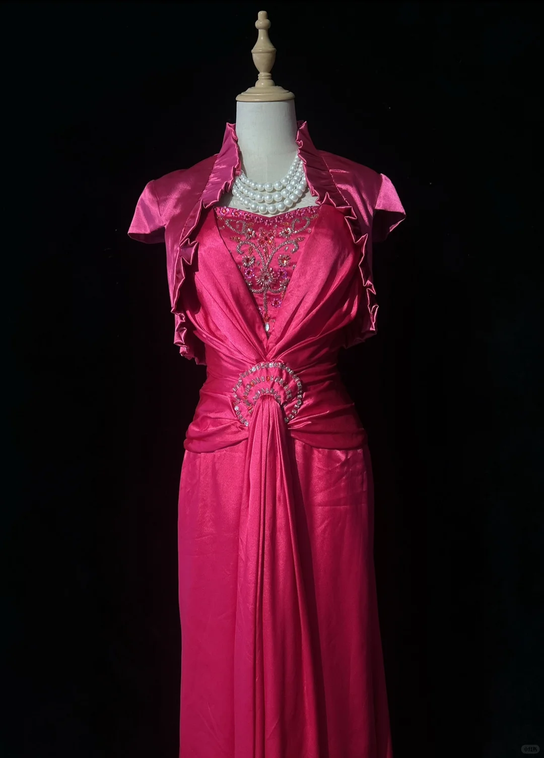 Fuchsia Satin Prom Dress V Neck Ruched Bodice Rhinestone Waist Long Sash Formal Gown with Ruffle Shrug gh9557