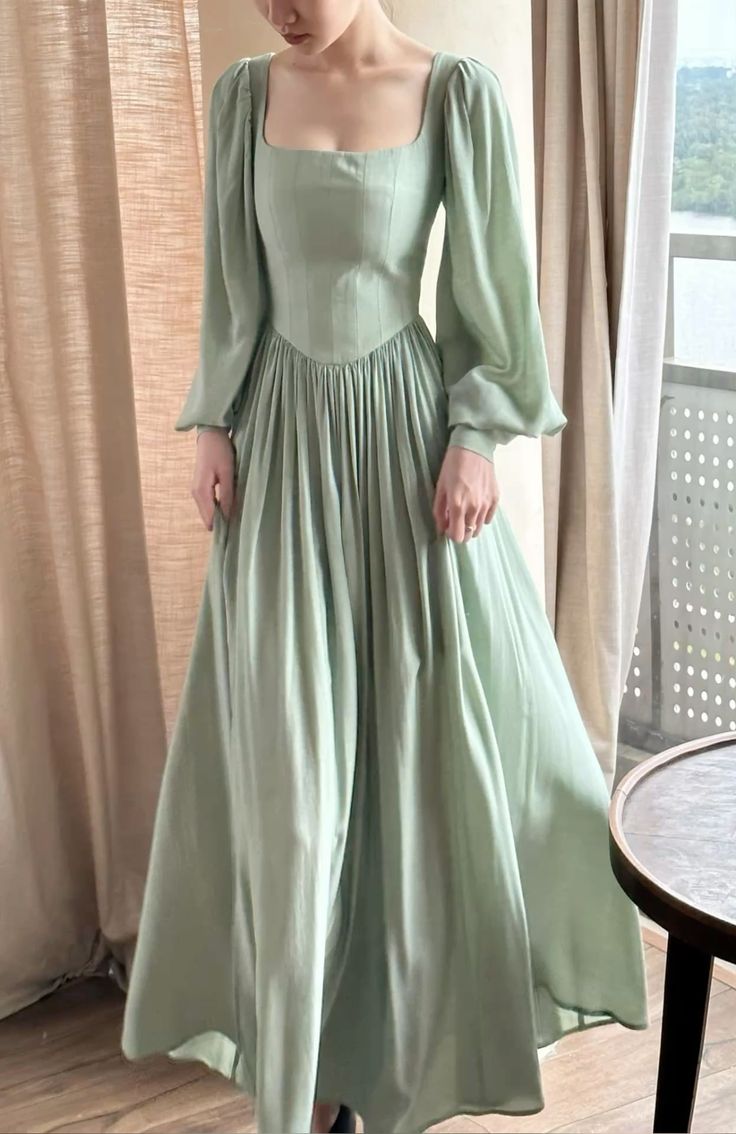 girlhomeshops-Brautjungfernkleider Hellgrünes, elegantes, fließendes A-Linien-Ballkleid aus Chiffon mit langen Ärmeln im Retro-Stil gh5756
