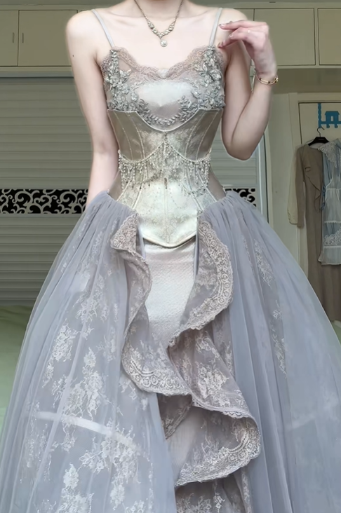 Silver‑Grey Spaghetti Strap Corset Ball Gown, Heavy Beaded Lace Overlay High‑Slit Tulle Formal Prom Dress gh9030