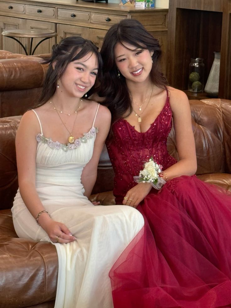 Weißes süßes, elegantes, florales Spaghettiträger-Kleid aus Chiffon und Tüll mit langem Halsausschnitt, Heimkehrkleid, Hochzeitsgastkleid, Geburtstagspartykleid, Brautjungfernkleid gh4085