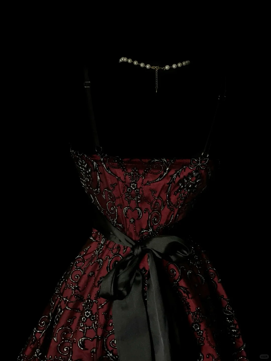 Burgundy Spaghetti Strap Short Cocktail Gown, Silver Scroll Floral Embroidery, Black Pleated Wide Sash, Swing Midi Skirt, Party Prom Dress gh8916