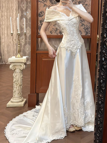 Ivory Vintage Satin Wedding Gown, Off‑the‑Shoulder Fold‑Over V‑Neck, Lace Appliqué Fitted Waist, A‑Line Long Skirt With Lace Embroidery, Lace Trimmed Train, Bridal Prom Dress gh8728