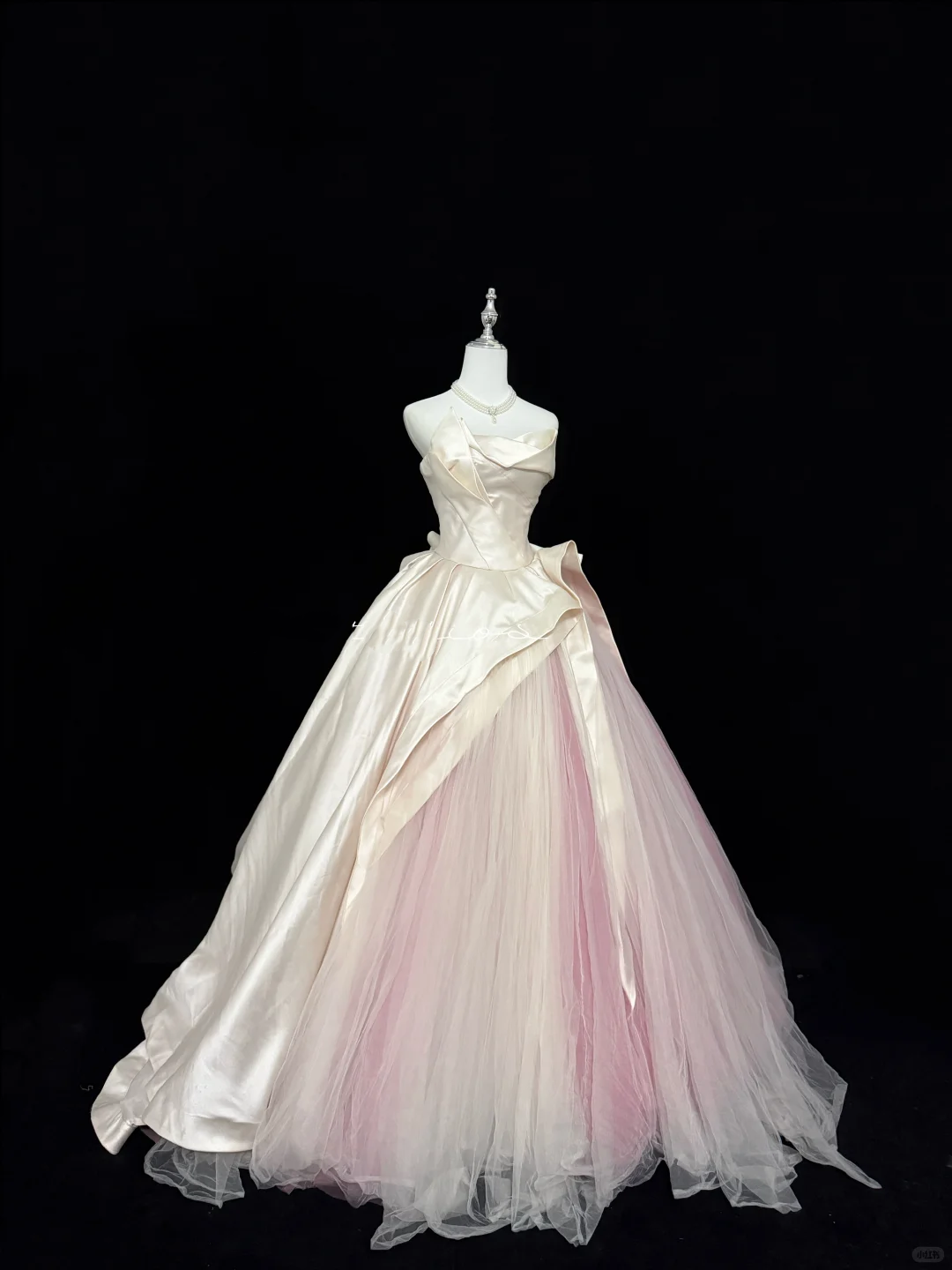 Off-White Strapless Cinched Waist Voluminous Designer Skirt Romantic Dress, Wedding Gown gh7871