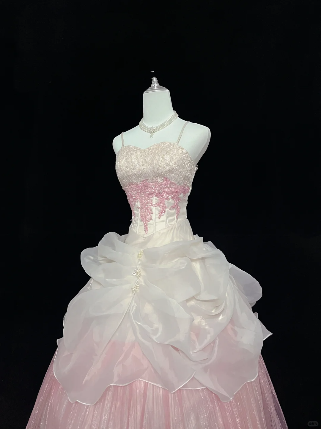 Off White Spaghetti Straps, Cinched Waist, Embroidered Vintage Elegant Gown with Blush Pink Voluminous Skirt, Romantic Dress, Wedding Gown gh8055