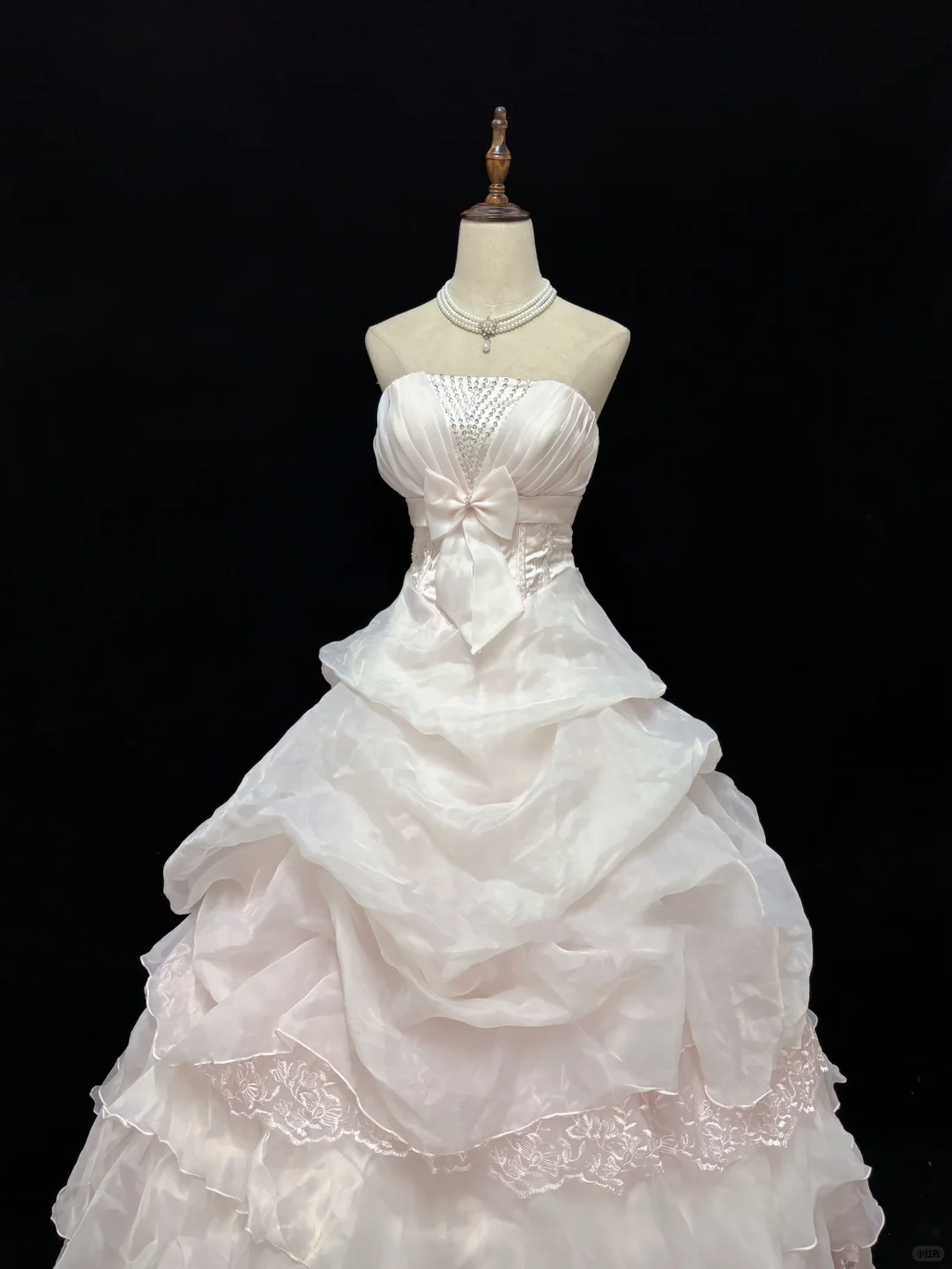 Blush Pink Strapless Vintage Luxury Romantic Dress, Cinched Waist, Voluminous Tiered Skirt, Wedding Gown gh8095