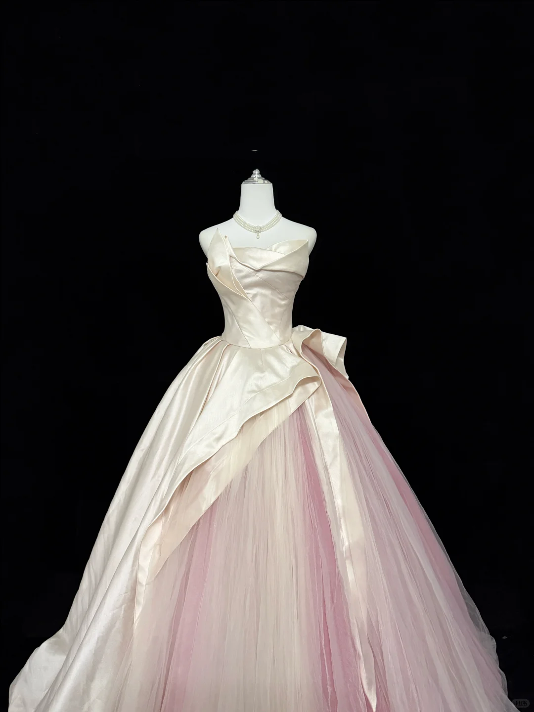 Off-White Strapless Cinched Waist Voluminous Designer Skirt Romantic Dress, Wedding Gown gh7871
