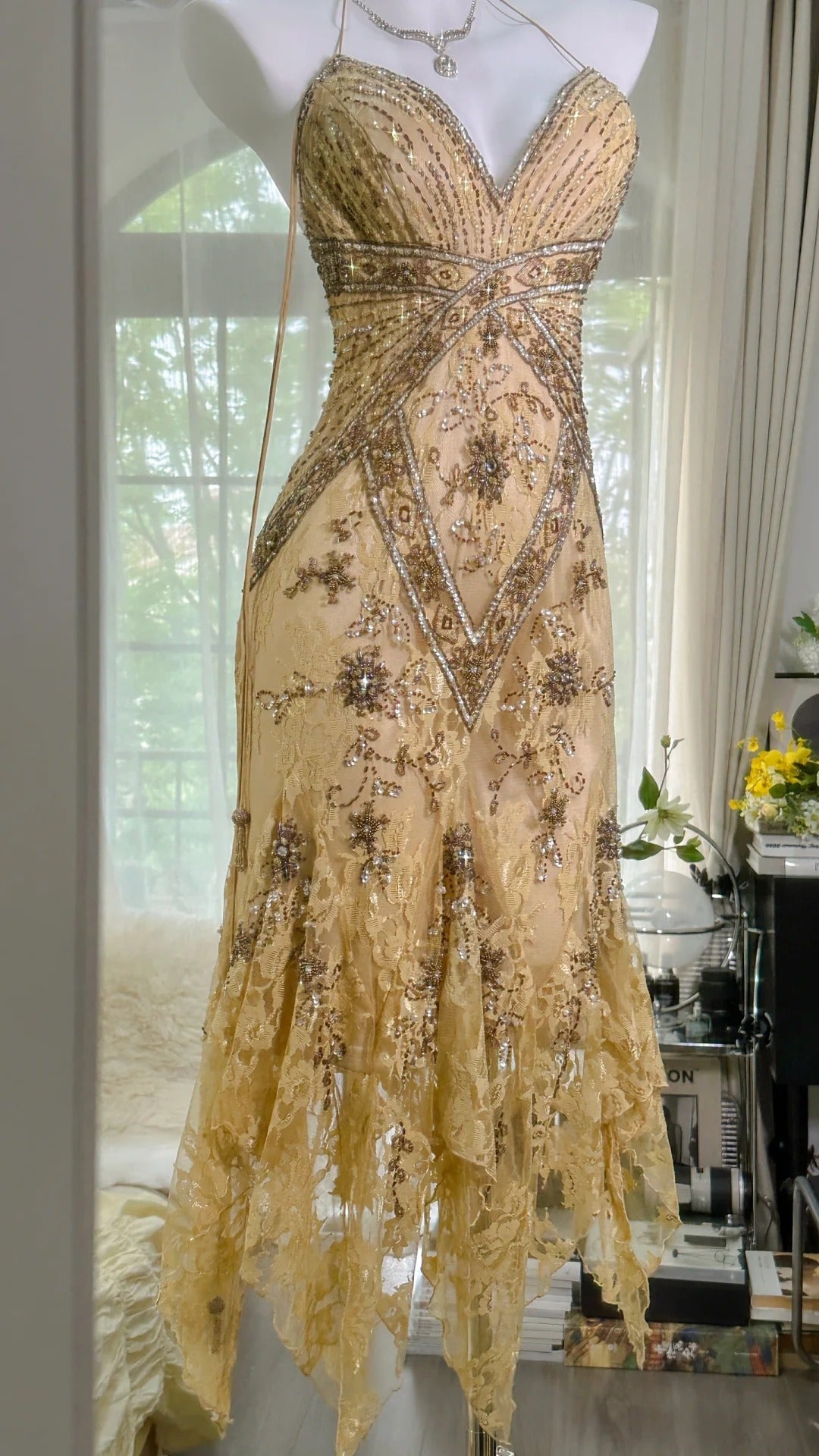 Hellgelb braun wunderschönes und elegantes Vintage exquisites Perlen langes Chiffon-Spitzenballkleid Abendkleid Geburtstagspartykleid Abschlussballkleid gh3950