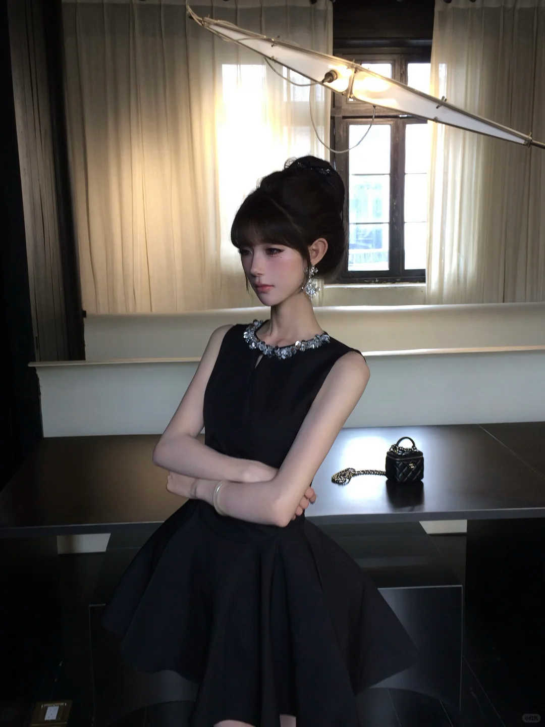 Women Elegant Black Sleeveless Homecoming Dress Rhinestone Round Neck A-Line Puffy Short Party Dress gh9426