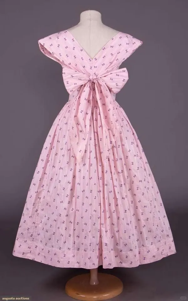Light Pink Victorian Vintage Midi Dress, Square Neck Ruched Bodice Cap Sleeves Front Button Placket Large Back Bow Small Purple Floral Print Swing Gown gh9088