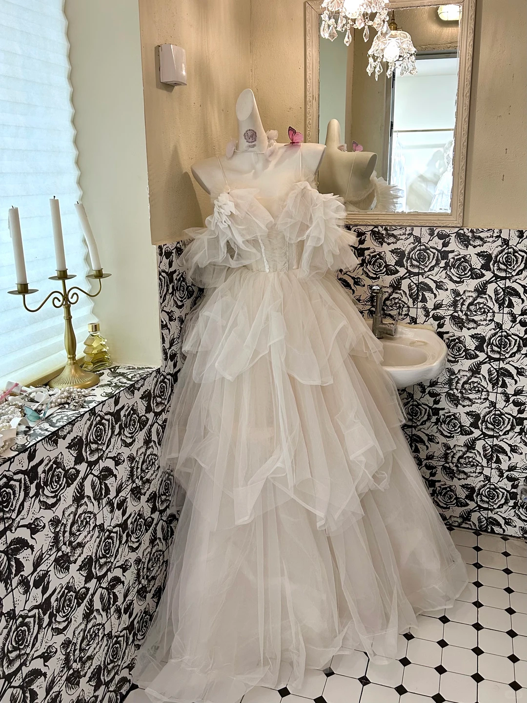 Ivory Spaghetti Strap Waist-Cinched Voluminous Skirt Long Vintage Romantic Dress, Wedding Gown gh7577